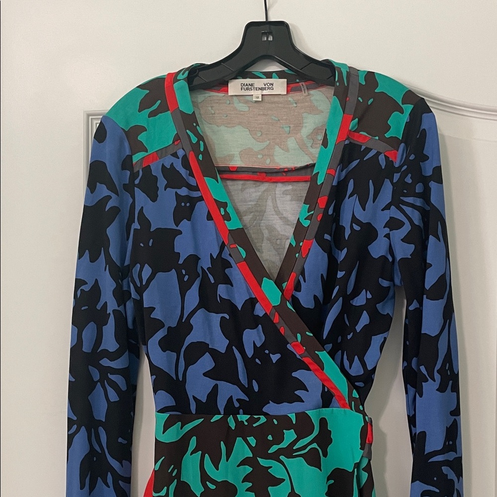 Daring Diane Von Furstenberg Blue and Green Long Sleeve Dress